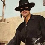 El Zorro cumple 105 años: el origen de un héroe inoxidable