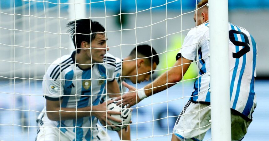 El agónico empate de Argentina contra Paraguay que mantiene la esperanza albiceleste de llegar a París 2024