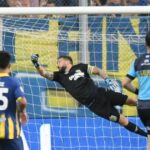 Gol de picado y espectacular atajada de Broun: así ganó Rosario Central su primer partido del año ante Independiente Rivadavia