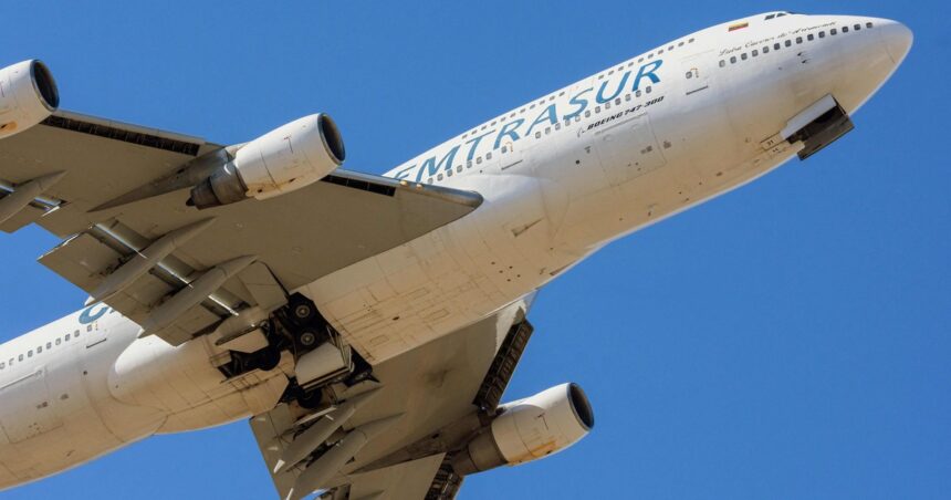 La historia del avión venezolano iraní llega a su fin: Estados Unidos se lo llevará de Ezeiza este fin de semana