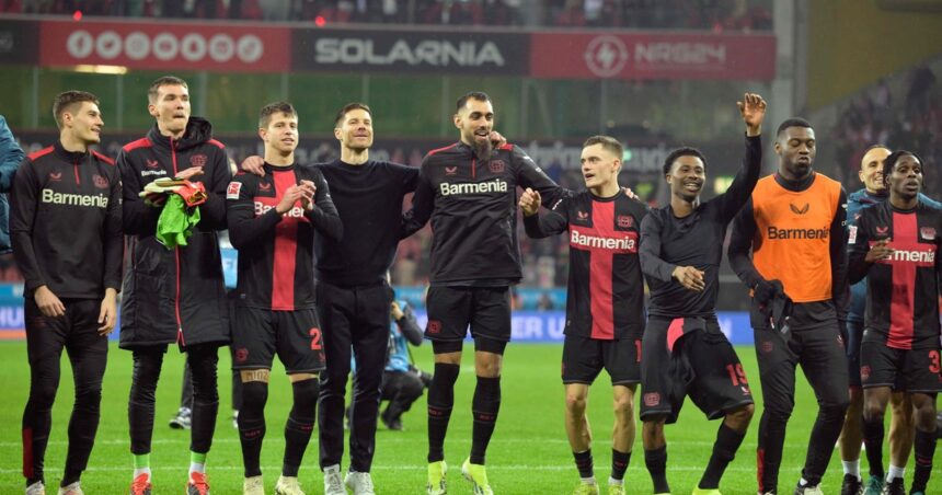 Bayer Leverkusen, el equipo top de Europa: goleada al Bayern Munich y emotivo gesto de Xabi Alonso con su cuerpo técnico