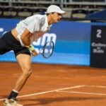 “la-pelota-no-pica,-ojala-no-se-haga-mas-este-torneo”:-el-bochornoso-estado-de-la-cancha-en-el-chile-open