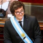 Tras las peleas por el reparto de plata, Javier Milei convocó a una reunión y un pacto con todos los gobernadores