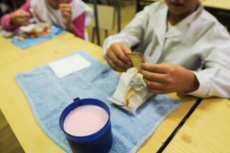 La “copa de leche” no se suspende en escuelas de La Rioja