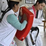 Lidia Mayta, la líder aymara que combate enseñando taekwondo la violencia machista en Bolivia