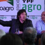 Javier Milei dijo que en la Quinta de Olivos “se almorzaba y cenaba con champán Cristal todos los días” y luego se retractó