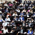 Diputados y senadores se aumentan sus dietas 30 % y cobrarán más de $ 2,5 millones