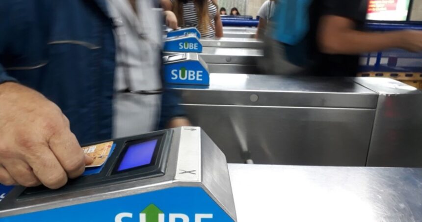 SUBE: Buscan sumar otras opciones para pagar el transporte y podrían comenzar por los subtes