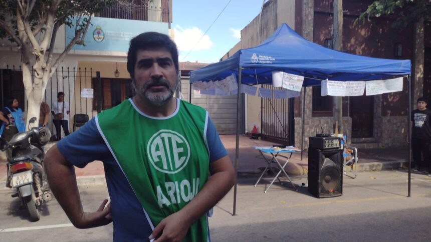 Protesta de ATE por el cierre del Centro de Referencia La Rioja