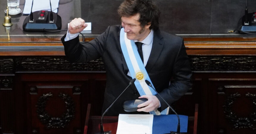 Javier Milei ordenó retrotraer el aumento de las dietas, pero diputados y senadores resisten