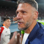 Martín Demichelis y su noche más caliente como DT de River: del saludo con Enzo y los insultos, al desahogo y el llanto del final