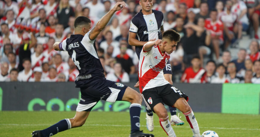 River sigue de fiesta: se despertó a tiempo, le ganó a Gimnasia con pasillo incluido y es otra vez líder en la Zona A