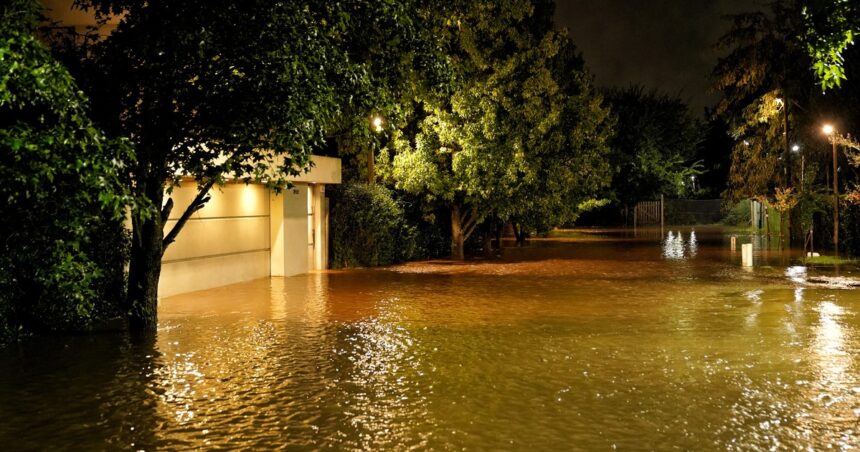 Inundación en La Plata: clases supendidas, evacuados y cuáles son los barrios más afectados