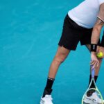 Berrettini asustó a todos en el Masters 1.000 de Miami: se mareó cuando iba a sacar y frenó el partido contra Murray