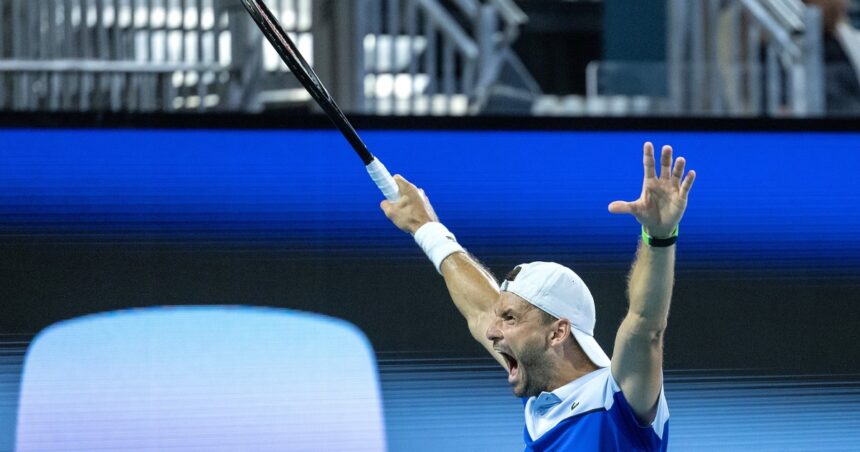 Bombazo en el Masters 1000 de Miami: Grigor Dimitrov le dio una paliza a Carlos Alcaraz y avanzó a semifinales