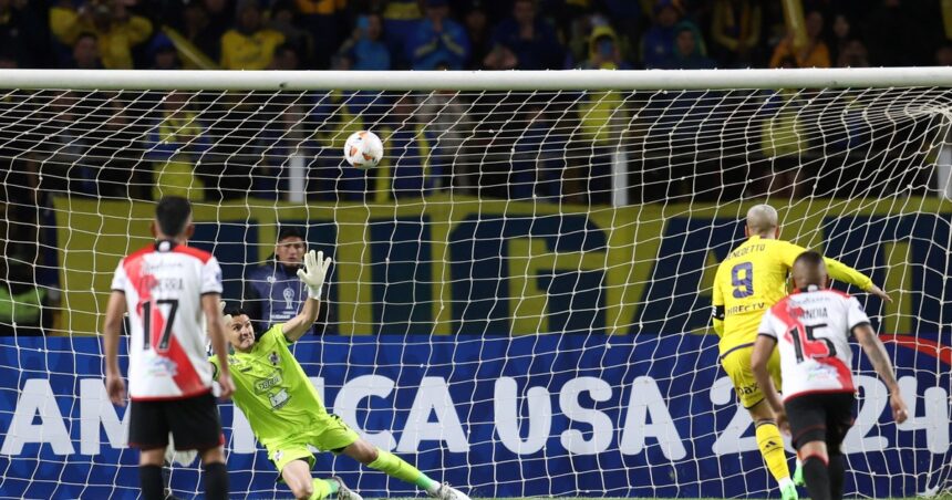 Darío Benedetto y su lista de penales errados en Boca que se agrandó en Bolivia: “Nadie quiere hacer un gol más que yo”