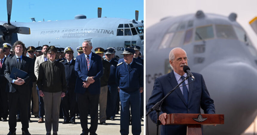 Javier Milei presentó en un acto el mismo avión Hércules que había donado Estados Unidos con Alberto Fernández