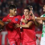 Duro cachetazo para Argentinos en la Sudamericana: los tres bombazos de Racing de Uruguay para la goleada en Paternal