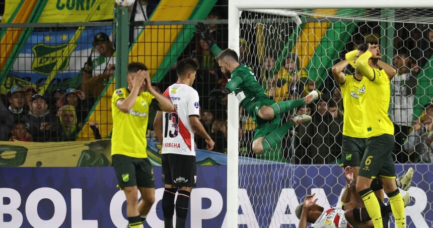 Defensa y Justicia dejó pasar una buena chance: Always Ready se lo empató en Florencio Varela por la Sudamericana