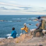 Portales a la Patagonia Azul, un glamping frente al mar y un viejo faro abandonado