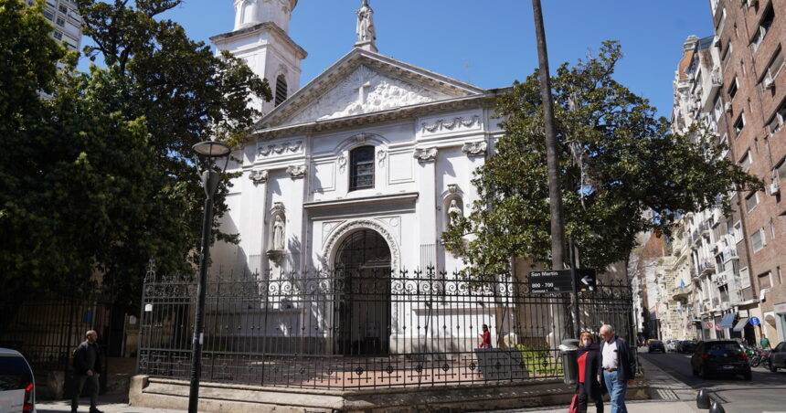 Preocupación por un incendio en la Iglesia de Santa Catalina: “Hasta que no la conviertan en ruinas no van a parar”