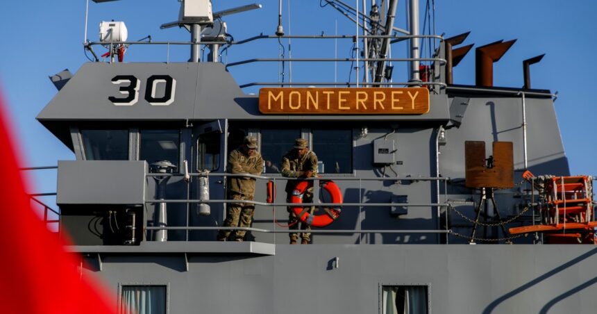 El ejército comienza a construir un muelle flotante de ayuda frente a la costa de Gaza