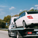 Seguros de autos: cuánto cuesta el servicio de grúa que ahora los usuarios deberán pagar aparte