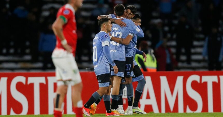 Con angustia y sufrimiento, Belgrano le ganó Real Tomayapo y manda en el grupo C de la Copa Sudamericana