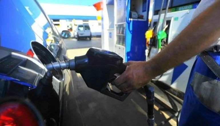 Combustibles: vuelven a aumentar los precios de las naftas y gasoil a partir de junio