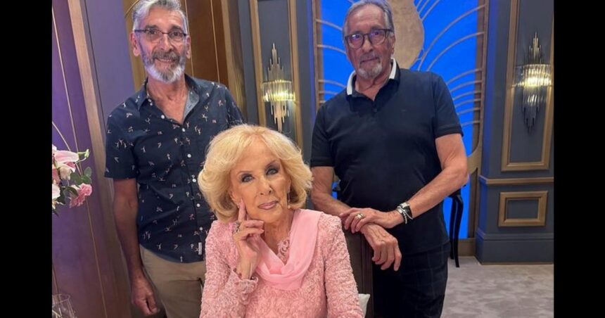 Murió Edgardo Coton, el diseñador favorito de Mirtha Legrand y Susana Giménez