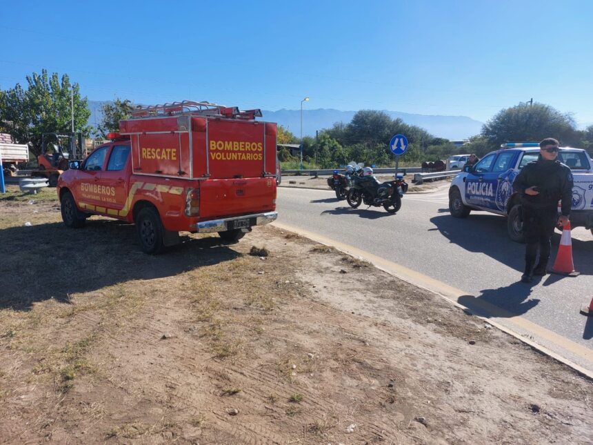 Una moto y un camión chocaron por Av. San Nicolás de Bari y Ruta Nacional N°38