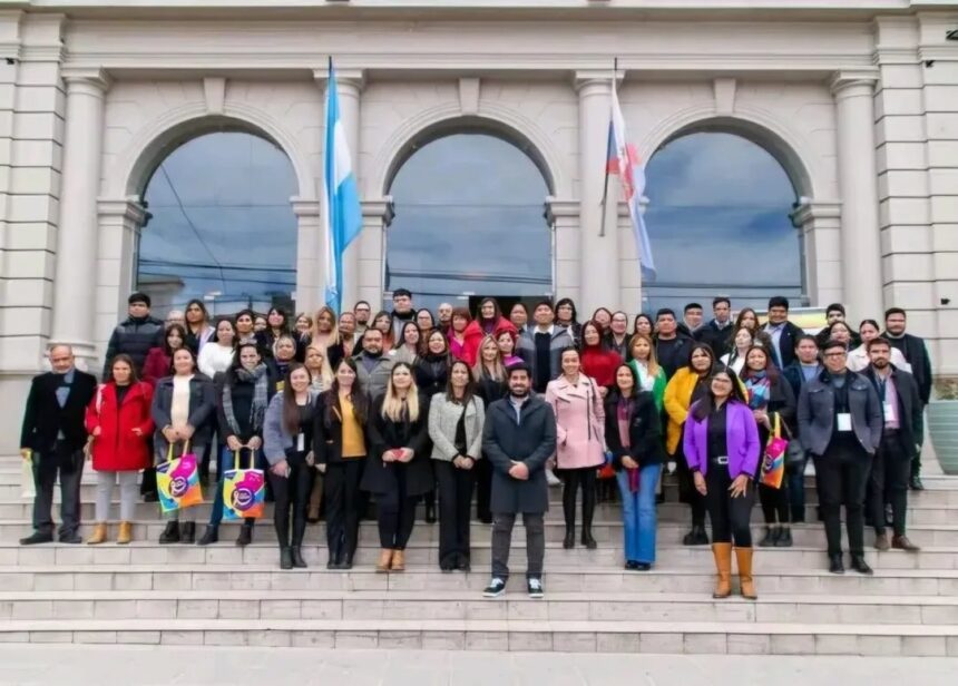 PARTICIPAMOS EN LA 1° SESIÓN ANUAL DEL CONSEJO PROVINCIAL NIÑEZ ADOLESCENCIA Y FAMILIA