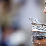 Carlos Alcaraz, campeón de Roland Garros: todos los récords de un talento precoz y un tatuaje de la Torre Eiffel en el tobillo como recuerdo