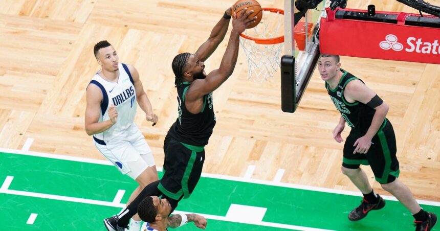 Finales de la NBA: Boston Celtics volvió a hacerse fuerte en su casa, controló a tiempo a Doncic y se escapa de Dallas Mavericks