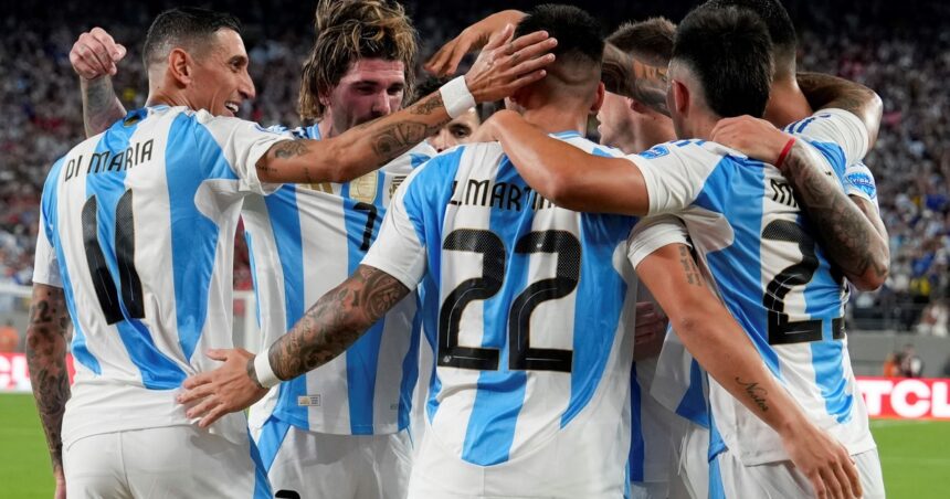 Así quedaron las tablas de la Copa América: Argentina espera a Perú y qué necesita para terminar primero