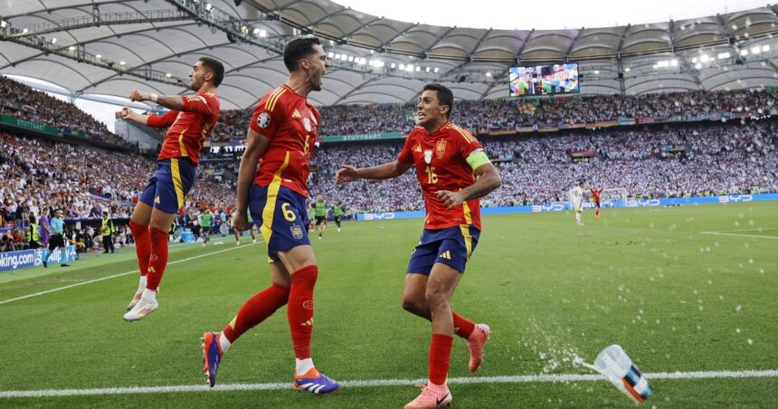 España acabó con una vieja maldición y con un cabezazo agónico dejó a la Eurocopa sin Alemania y al fútbol sin la magia de Toni Kroos