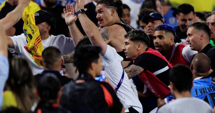 Escándalo en la Copa América: quiénes son los 11 futbolistas uruguayos que informó la Conmebol por la pelea con los hinchas de Colombia