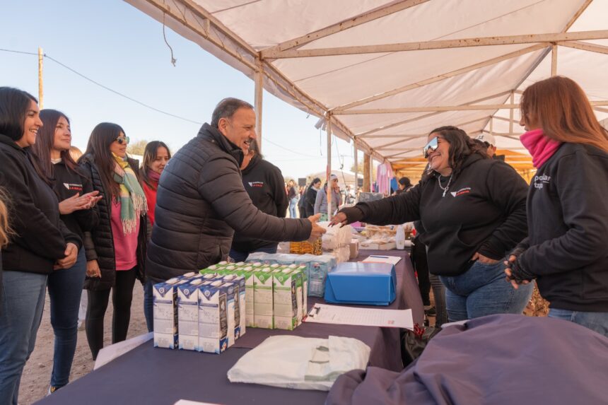 El gobernador visitó el Paraje San Lorenzo