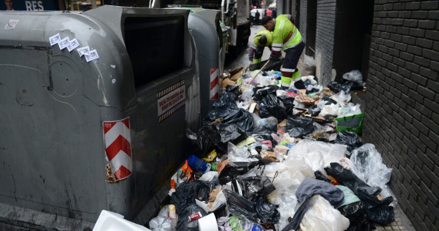 Denuncian a Pablo Moyano por extorsión tras la medida sindical de Camioneros que dejó llenas de basura las calles de la Ciudad