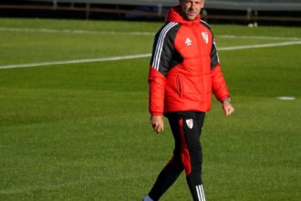 Debilitado y en su peor momento, Demichelis intenta resistir como DT de River: ¿tiene fecha de vencimiento?