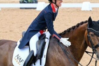 Dieron a conocer el video de la campeona olímpica Charlotte Dujardin maltratando a su caballo con un látigo