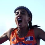 Sifan Hassan y una locura que desafió todas las convenciones del atletismo: del bronce en los 5 mil y 10 mil metros a domar el “devastador” maratón de París 2024