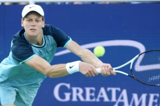 Masters 1000 de Cincinnati: Jannik Sinner derrotó a Tiafoe en la final y se asegura el 1 del ranking más allá del US Open