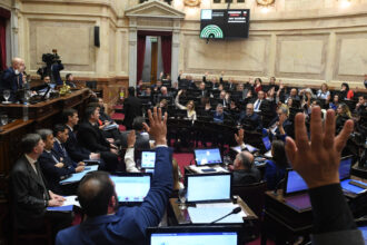 ¿otra-semana-negra-en-el-congreso?-la-oposicion-presiona-a-villarruel-para-voltear-este-jueves-el-dnu-de-la-side