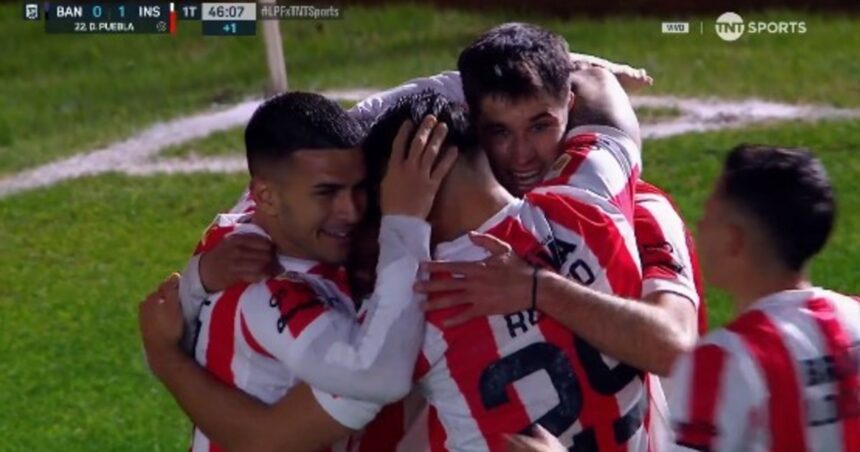 instituto-gano-en-banfield,-sigue-la-marcha-de-su-gran-campana,-y-hundio-al-taladro-que-no-para-de-caer