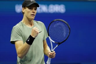 US Open: Jannik Sinner avanzó a cuartos de final y reeditará la final de Australia con Daniil Medvedev