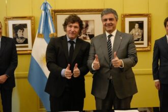 jorge-macri-firmo-acuerdo-por-el-traspaso-de-colectivos-con-milei,-respaldo-el-veto-y-el-rumbo-de-la-gestion:-“no-quiero-que-se-vuelva-atras,-el-pais-no-quiere”