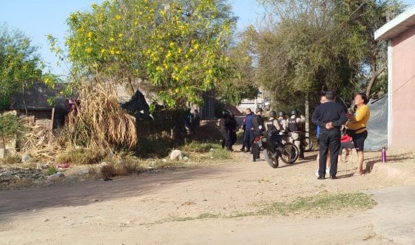 ULTIMO MOMENTO – Mujer tomada de rehén: habló la hermana “hay sangre por todo el piso, la cama y los muebles”