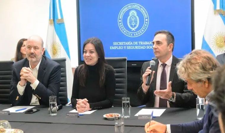 Capital Humano anunció nuevo aumento de la AUH: a cuánto se irá el beneficio