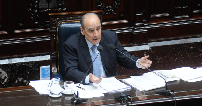 presionado-por-la-oposicion,-francos-anuncio-que-podrian-modificar-el-decreto-que-restringe-el-acceso-a-la-informacion-publica